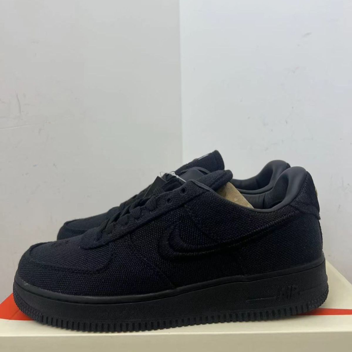 新品未使用ナイキ Stussy x Nike Air Force 1 Low 