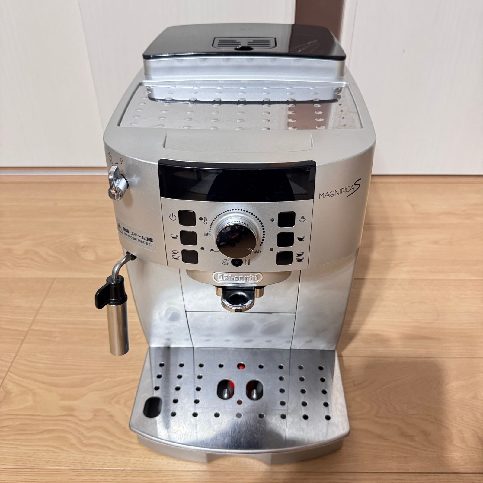 Delonghi デロンギ MAGNIFICA S マグニフィカS 動作確認済み Amazon | De'Longhi (デロンギ) 全自動コーヒーマシン
