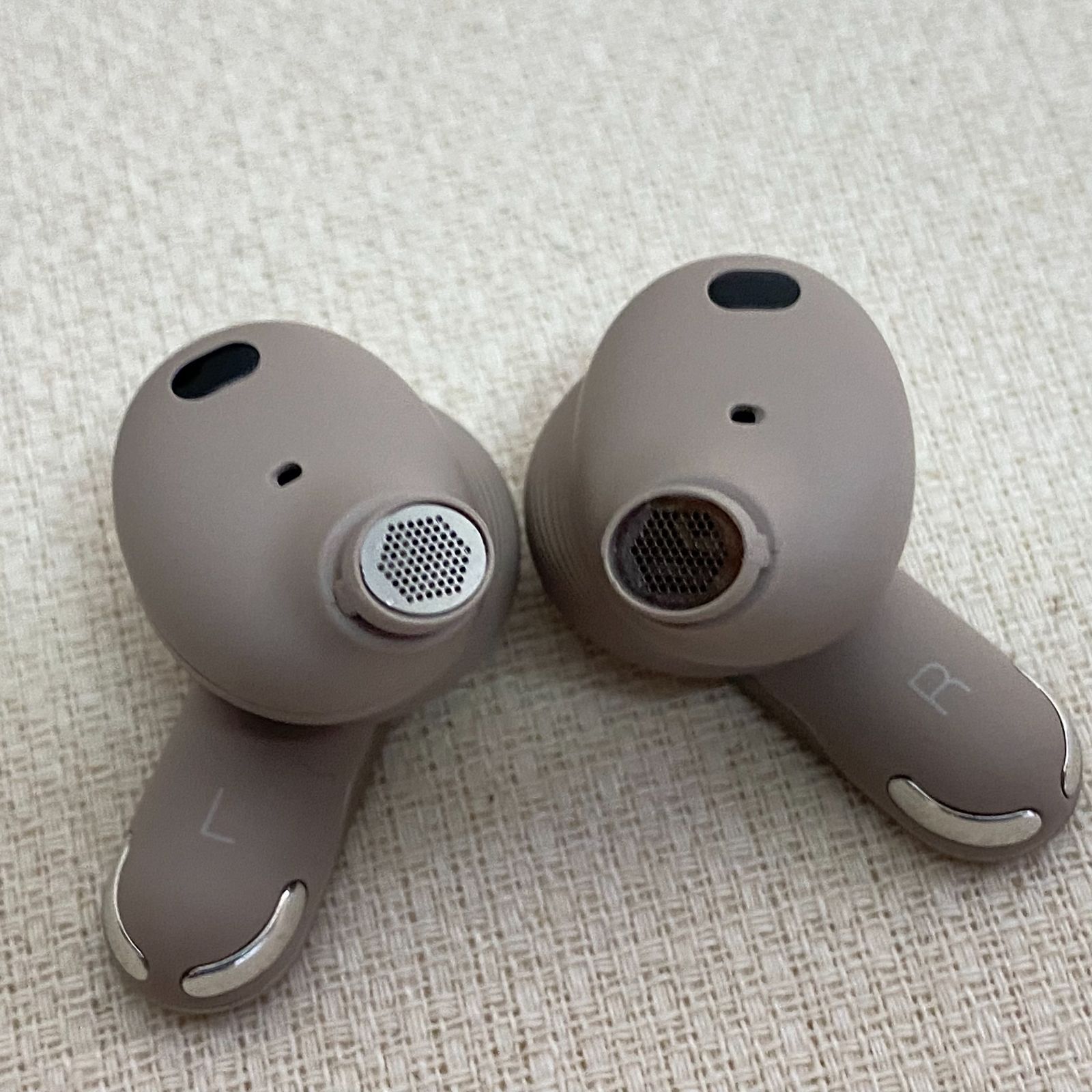 ノイズキャンセリング搭載完全ワイヤレスイヤホン