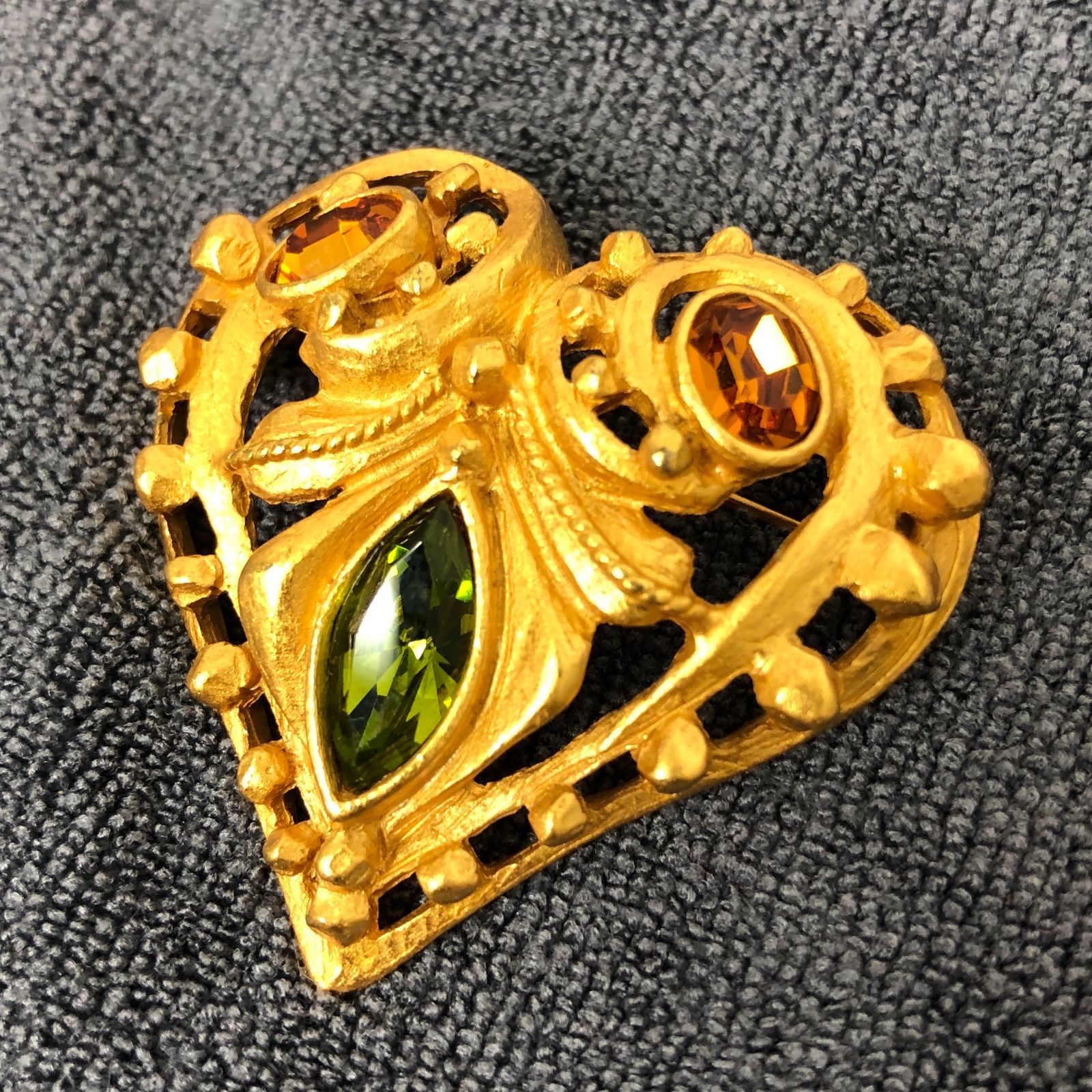 Christian Lacroix クリスチャンラクロワ ブローチ SGAW10-8083
