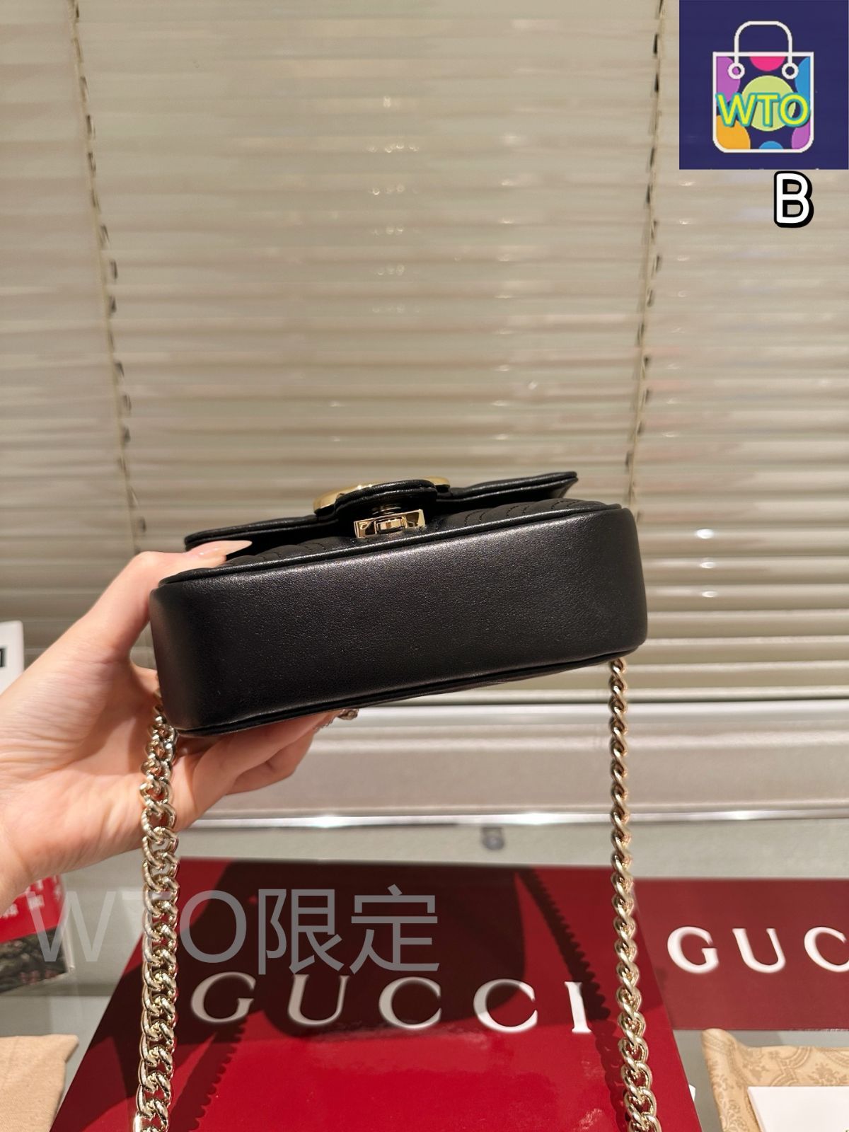 今日特価】Gucci GG Marmont Top Handle Shoulder Bag - グッチ 今日特価】Gucci GG Marmont Top Handle Shoulder Bag - グッチ