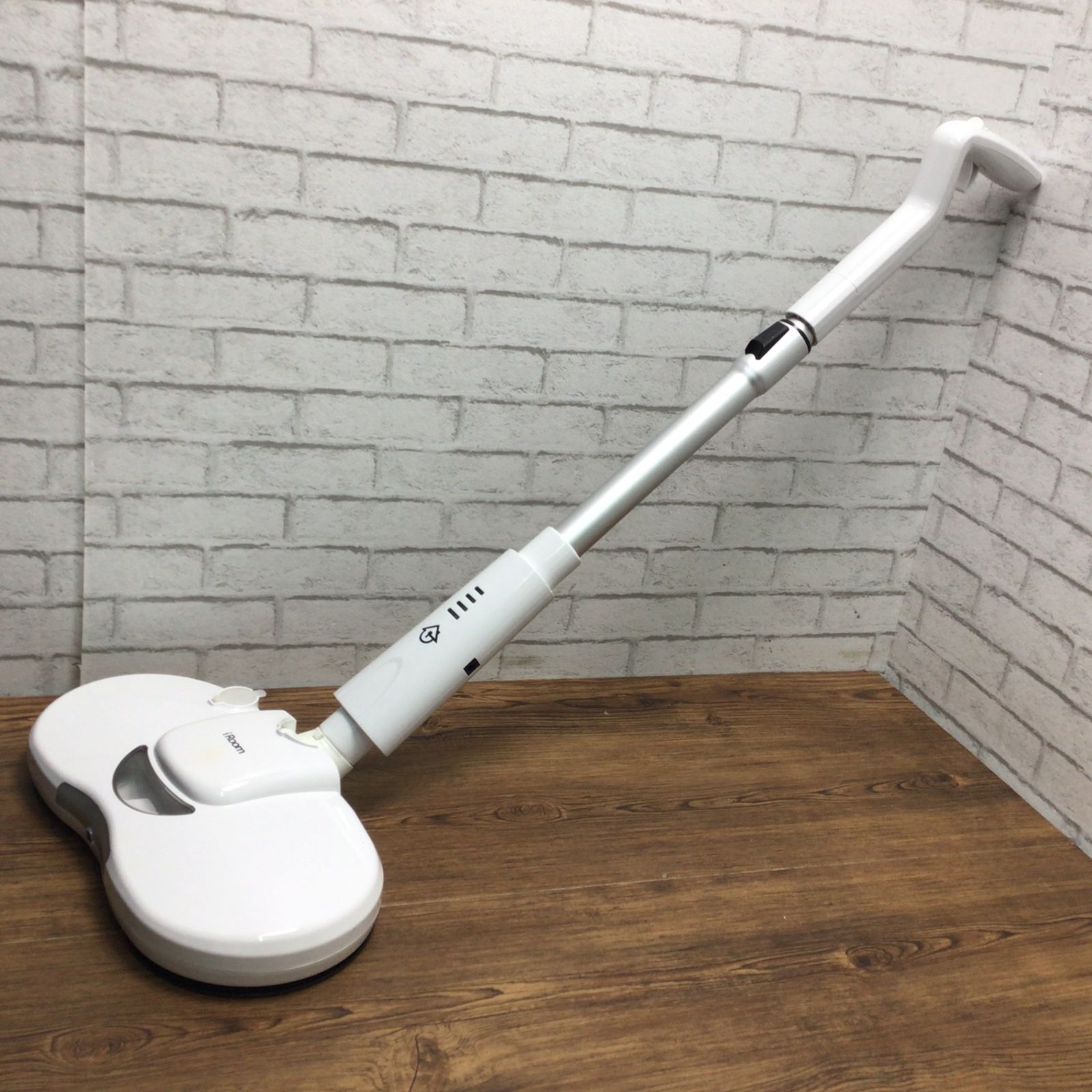 7024 【2021年製】iRoom 電動モップ UC81 コードレス 回転モップ
