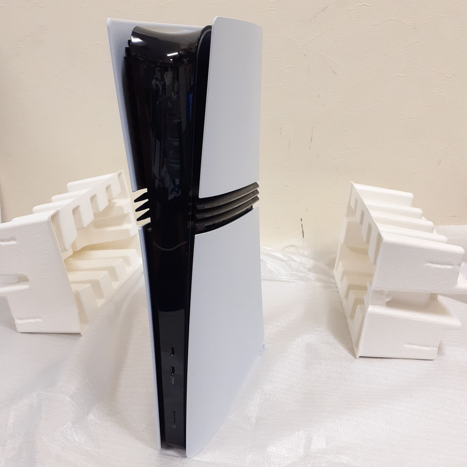 三沢店】 PS5 Pro 本体 CFI-7000B01 中古品 状態良好 - メルカリ