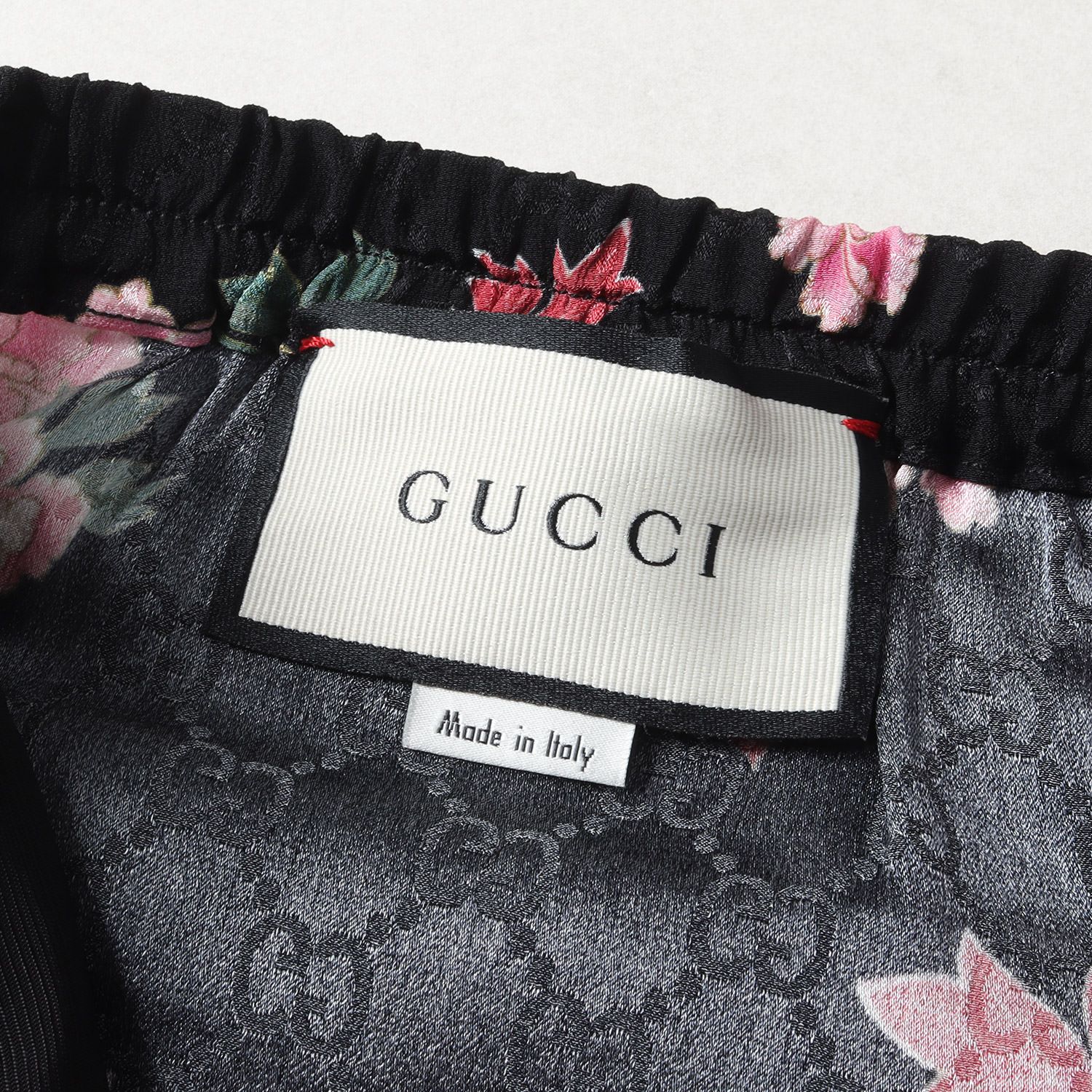 美品】GUCCI GG総柄花柄シルクショートパンツ ブラック624399