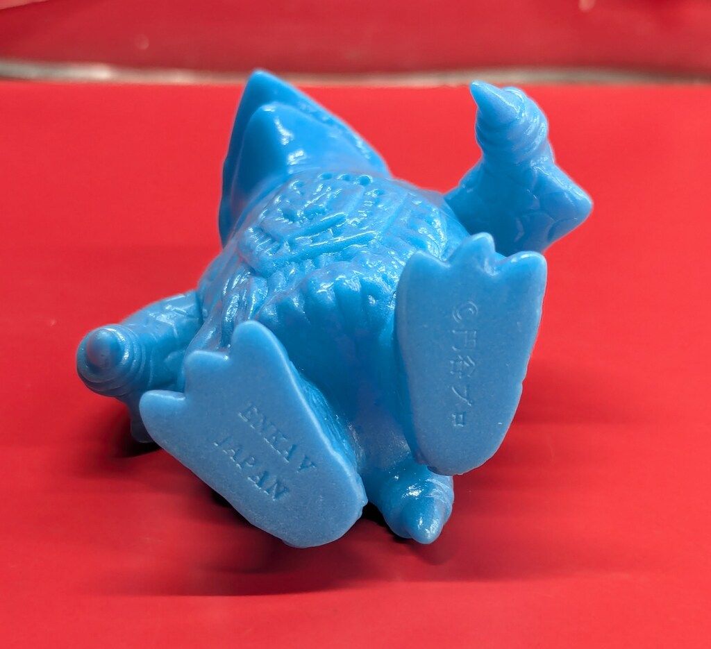 ENKA VINYL ベムスター ブルー蓄光素体 - メルカリ