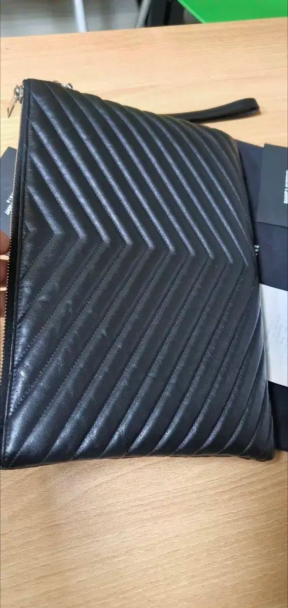 クラッチバッグ