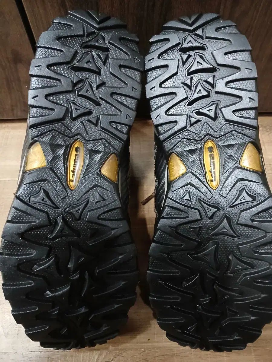 GORE-TEX