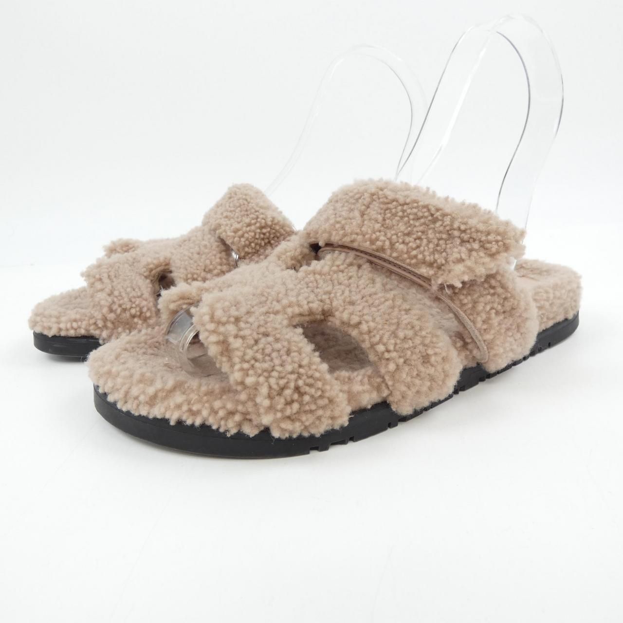 HERMES シプレ サンダル 《シプレ》 - ブラック | Hermès - エルメス-公式サイト