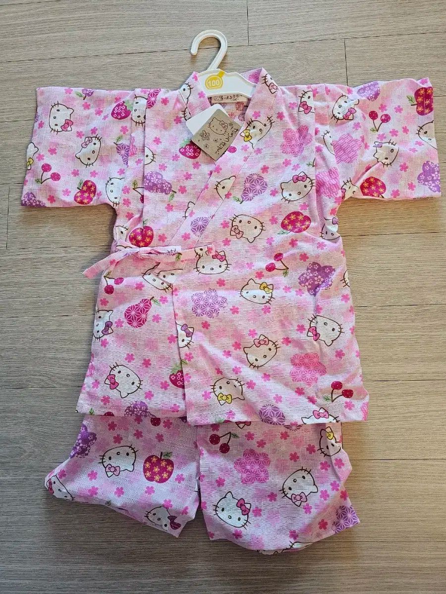ハローキティ 浴衣 100 新品 【公式通販】