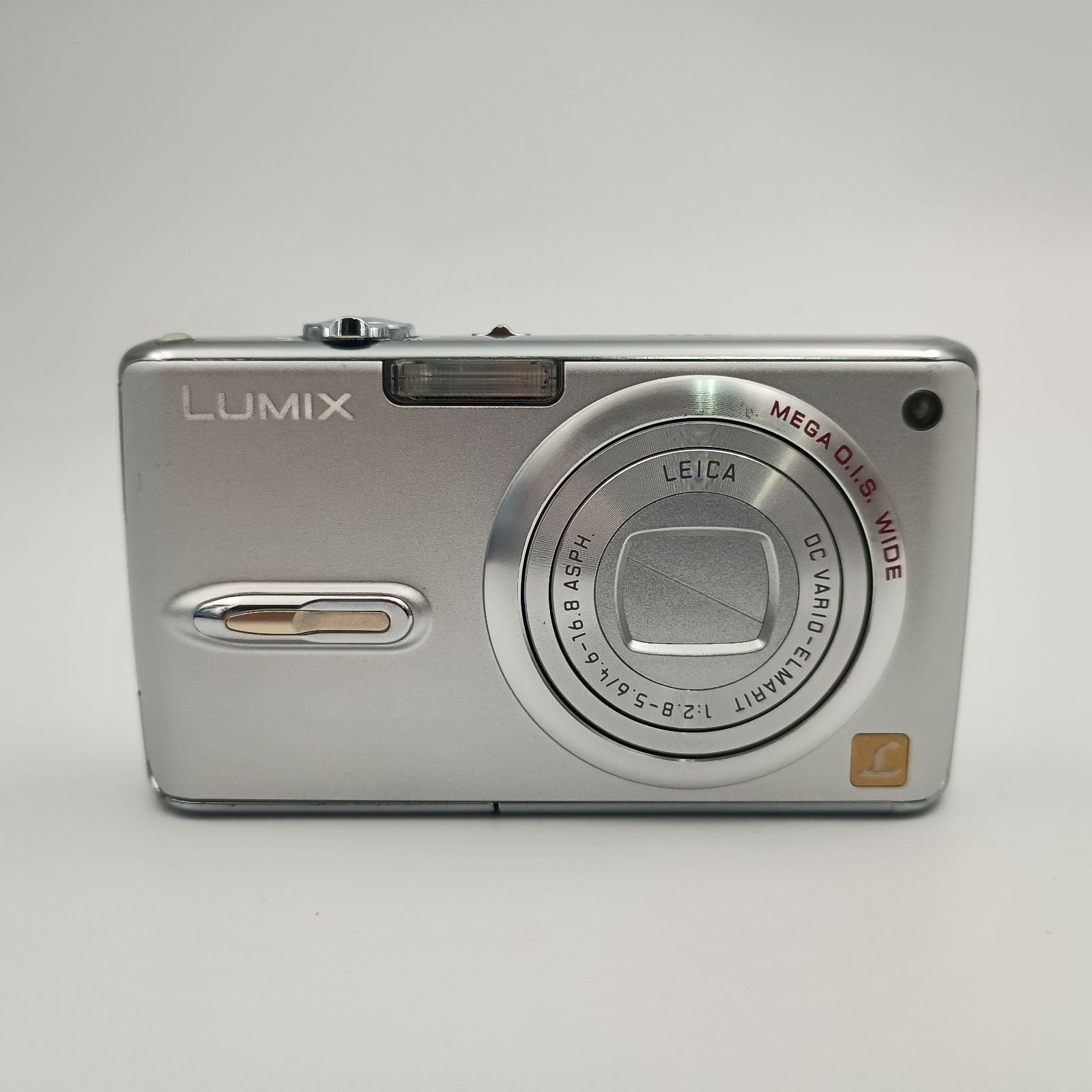 LUMIX DMC-FX07 パナソニック コンパクトデジタルカメラ シルバー 概要 デジタルカメラ DMC-FX07 | LUMIX（ルミックス） ミラー