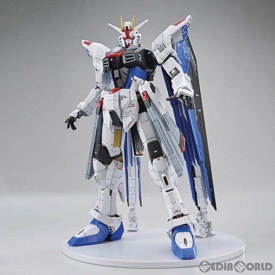フルメカニクス 1/100 ガンダムベース限定 ZGMF-X10A フリーダム… フルメカニクス 1/100 ガンダムベース限定 ZGMF-X10A フリーダム