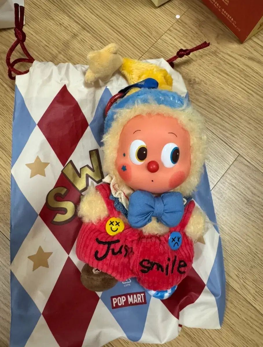 ポップマート why so serious シリーズ フィギュア キーホルダー