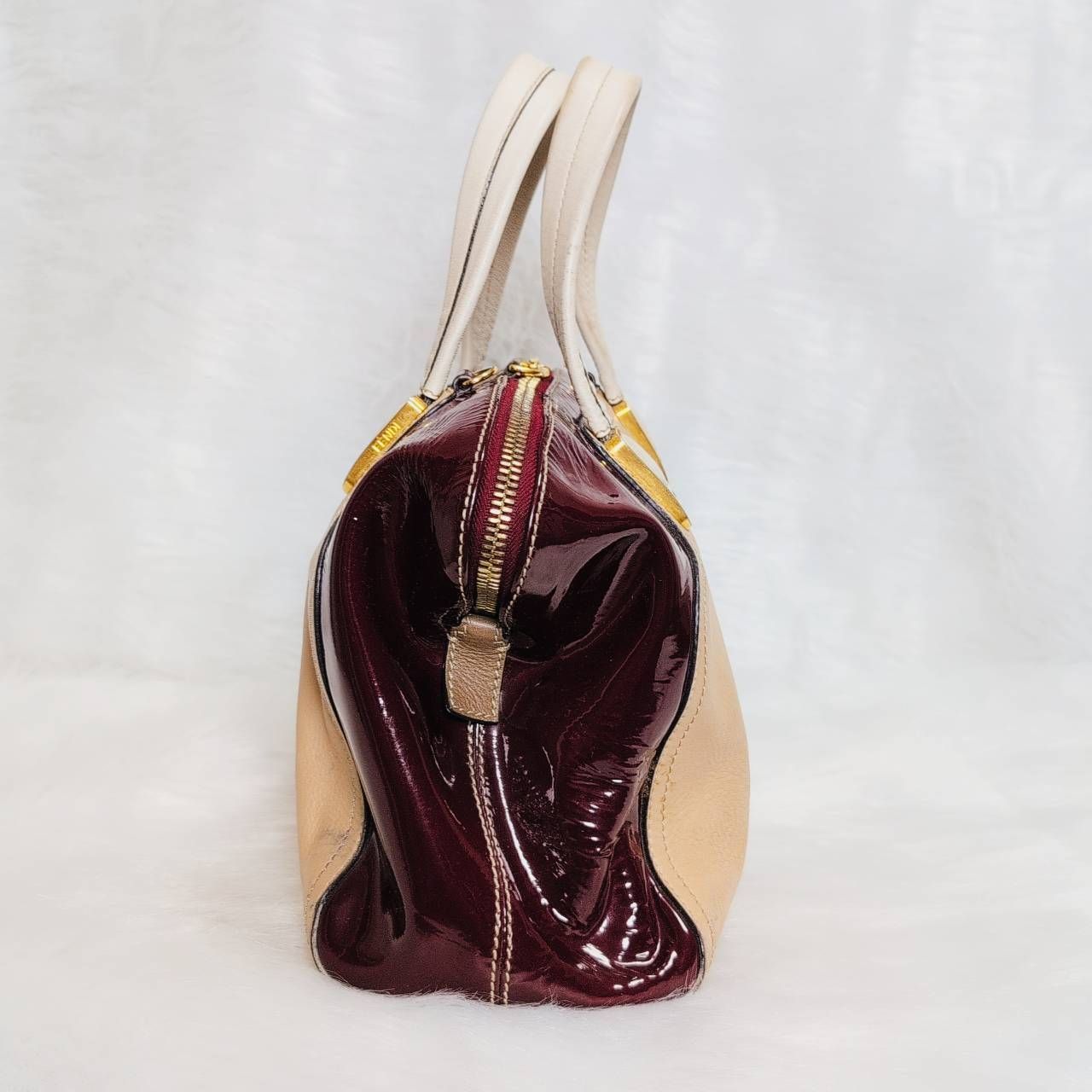 美品】FENDI カメレオン レザー 2way ハンドバッグ 8BL114-B82-129 