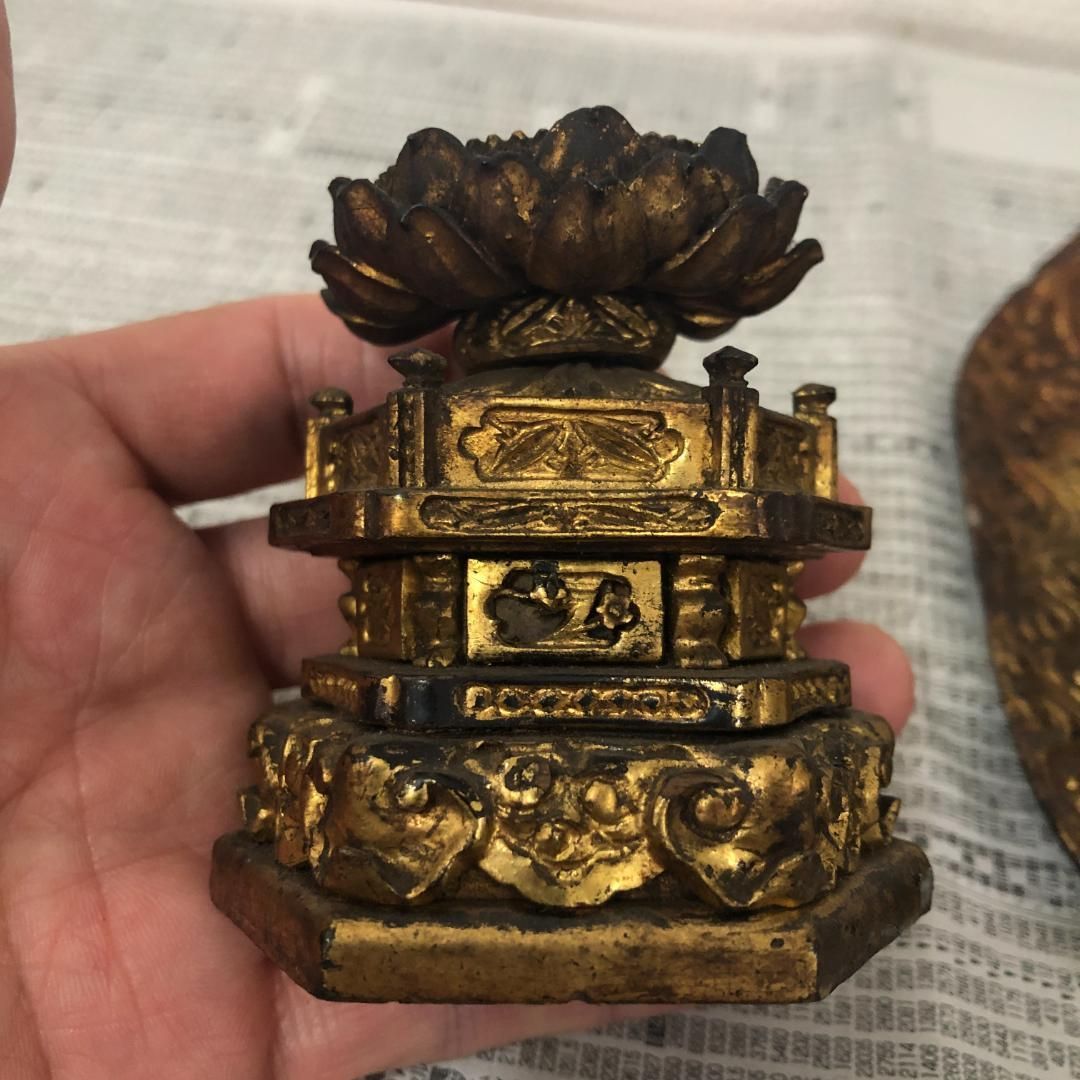 阿弥陀如来像 木像 高さ22.5cm 重さ78g 時代物　＃739 阿弥陀如来像 木像 高さ22.5cm 重さ78g 時代物 ＃739 - メルカリ