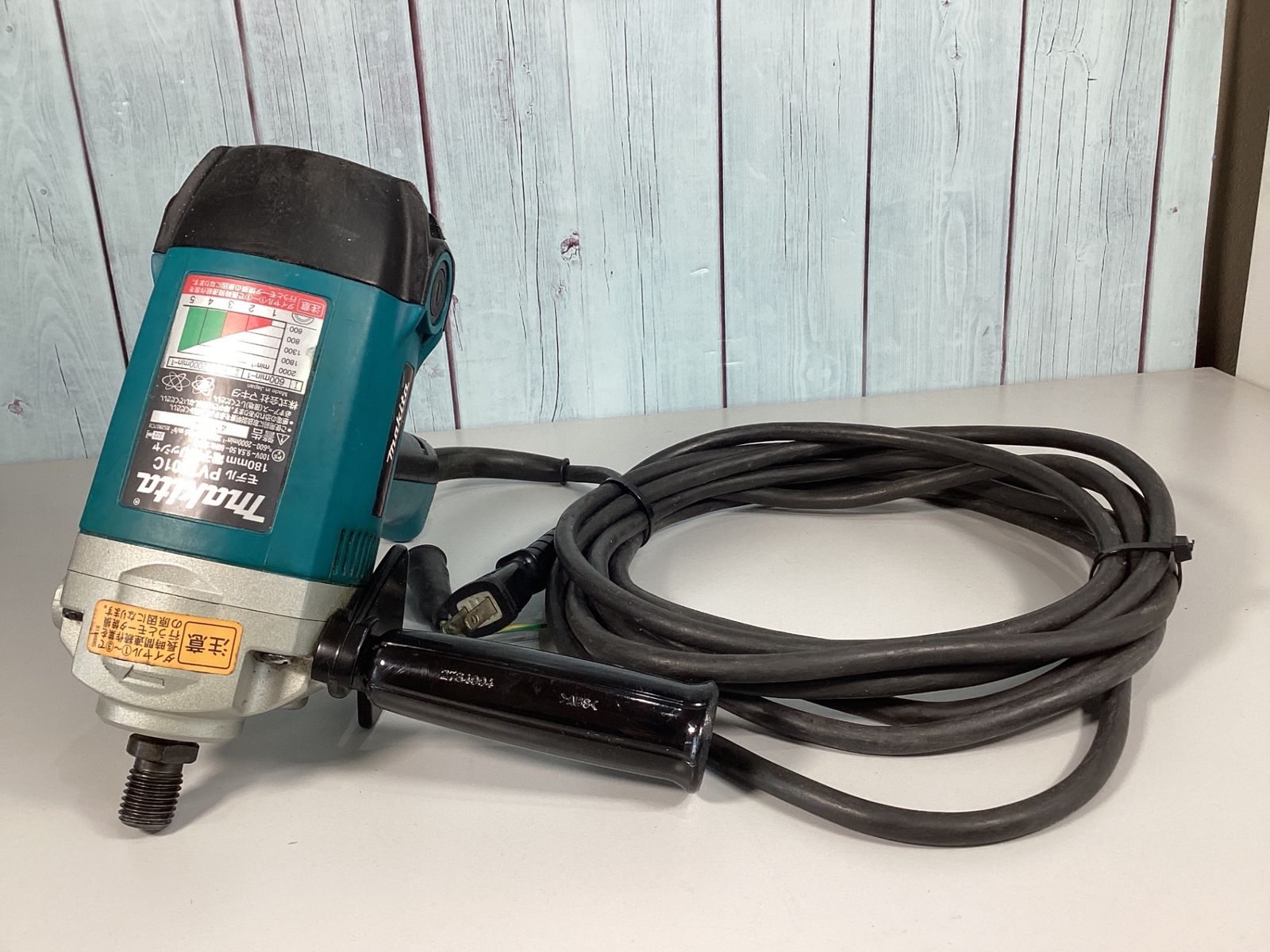 ◇マキタ(makita) 180mm電子ポリッシャ PV7001C 【公式通販】