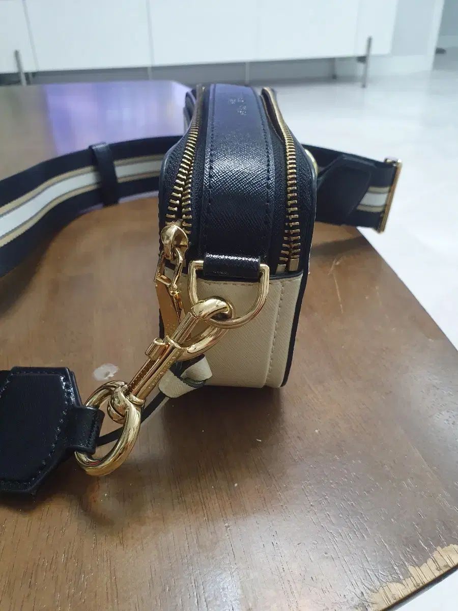 Marc Jacobs マーク ジェイコブス クロスバッグ アイボリー DECORATOM_COM_BR