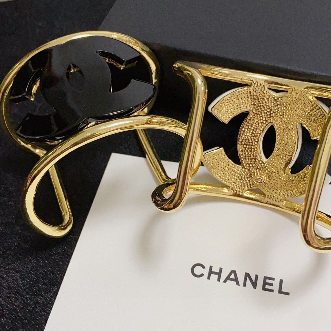 今日特価】CHANEL 高品質幅広ブレスレット 送料無料！在庫限定