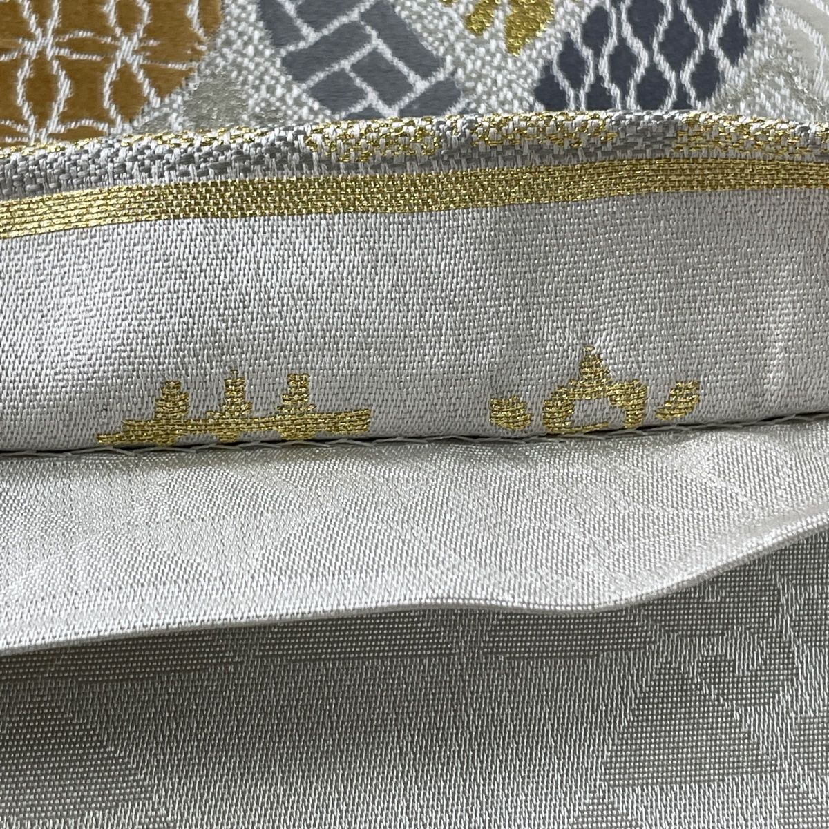 袋帯 美品 名品 証紙 七宝 幾何学模様 金銀糸 刺繍 灰色 六通