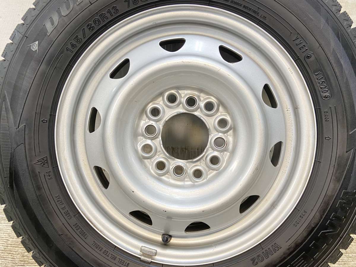 スタッドレスタイヤ