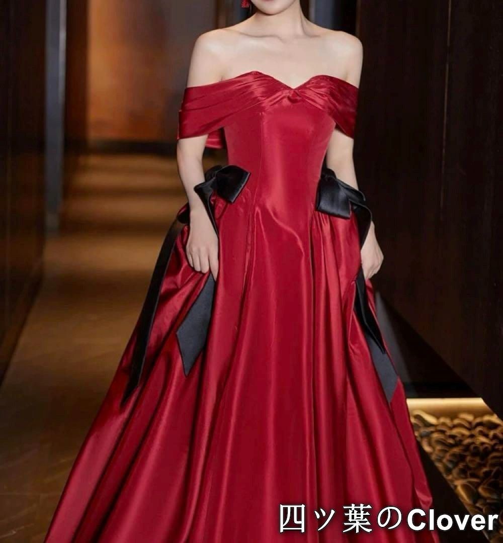 美品・未使用新品】バイカラーのリボンがオシャレなオフショル