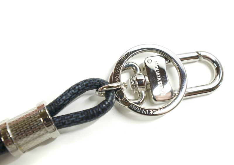 LOUIS VUITTON 付属品付き　ポルトクレドラゴンヌ キーホルダー ルイヴィトンポルトクレドラゴンヌ アエログラム 黒 シルバー