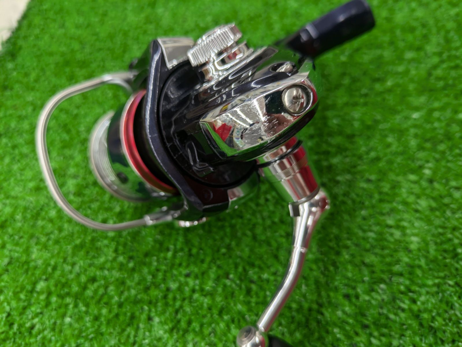 DAIWA - DAIWA ダイワ スピニングリール 16月下美人 MX2004 056192 楽天市場】【中古】DAIWA ダイワ スピニングリール 16月下美人