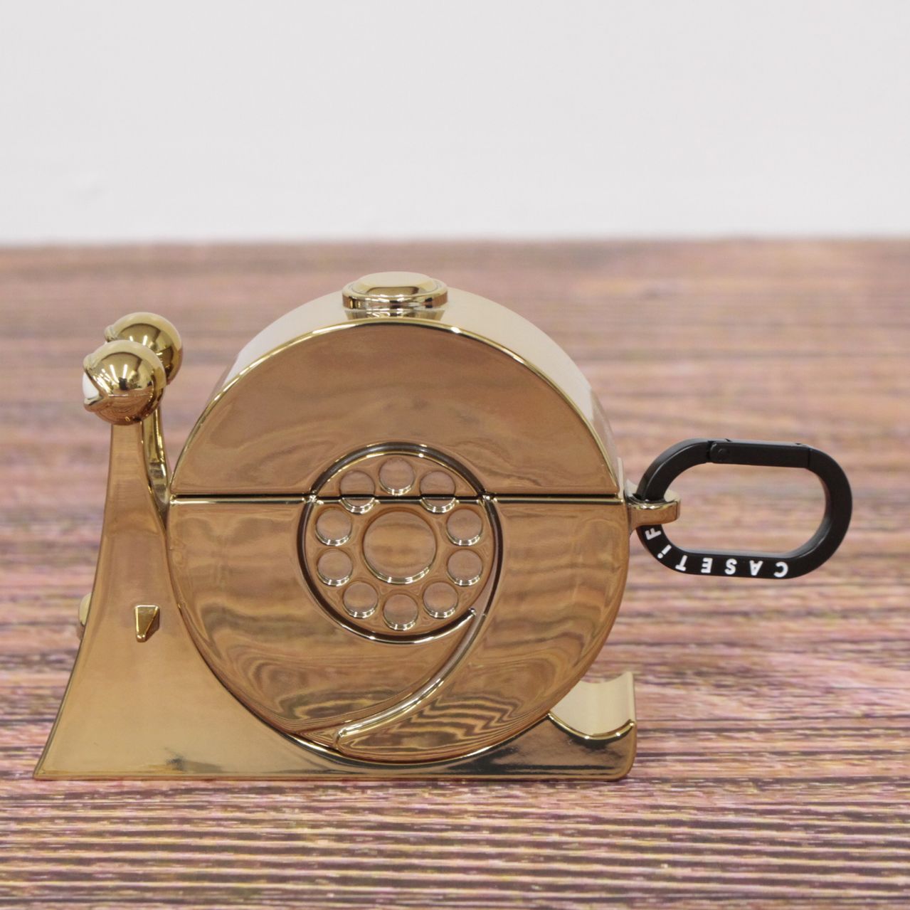【★加古川物流】中古 ゴールデン電伝虫 airpods ケース ワンピース【703】 ☆加古川物流】中古 ゴールデン電伝虫 airpods ケース