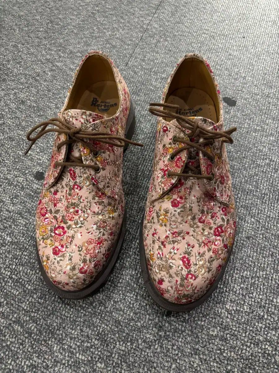 MARTENS ドクターマーチン