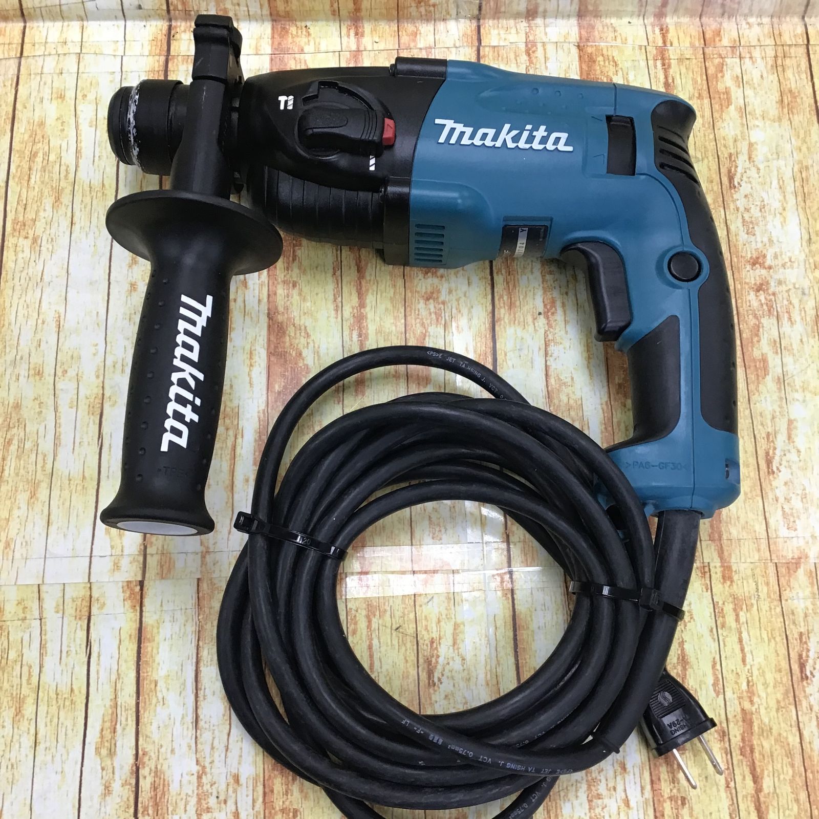 マキタ(makita) ハンマドリル HR1830F【川崎店】 - メルカリ