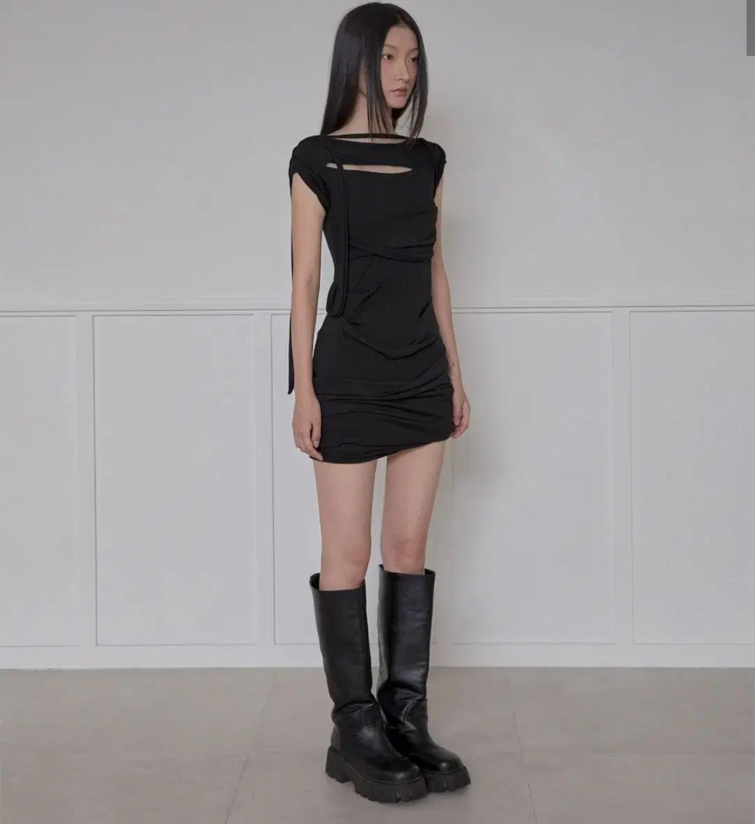 FLAREUP フ アップ ワンピース 黒 Draped Strap dress