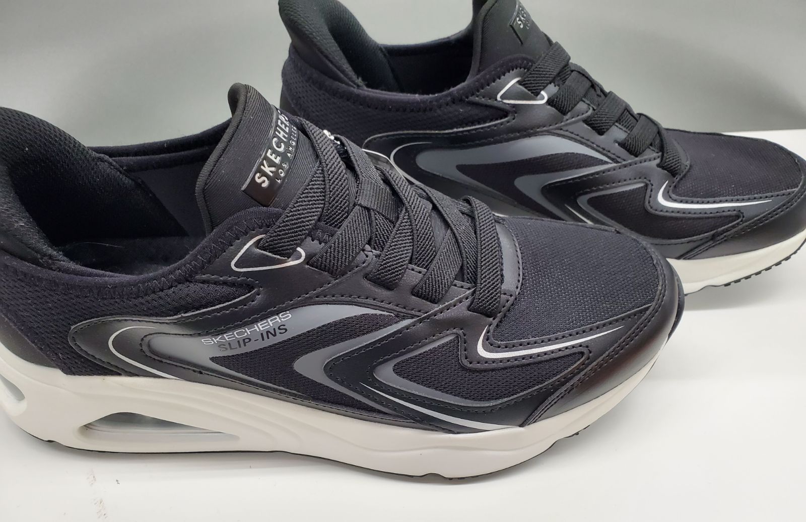 ほぼ未使用品 スケッチャーズ SKECHERS 183083 スリップインズ