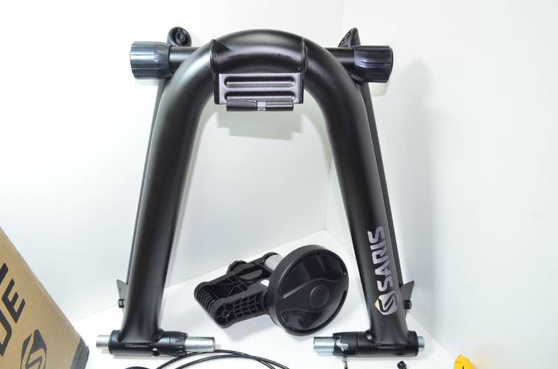 Saris MAG サイクルトレーナー 室内トレーニング用 ローラー台 Zwift対応 動作品