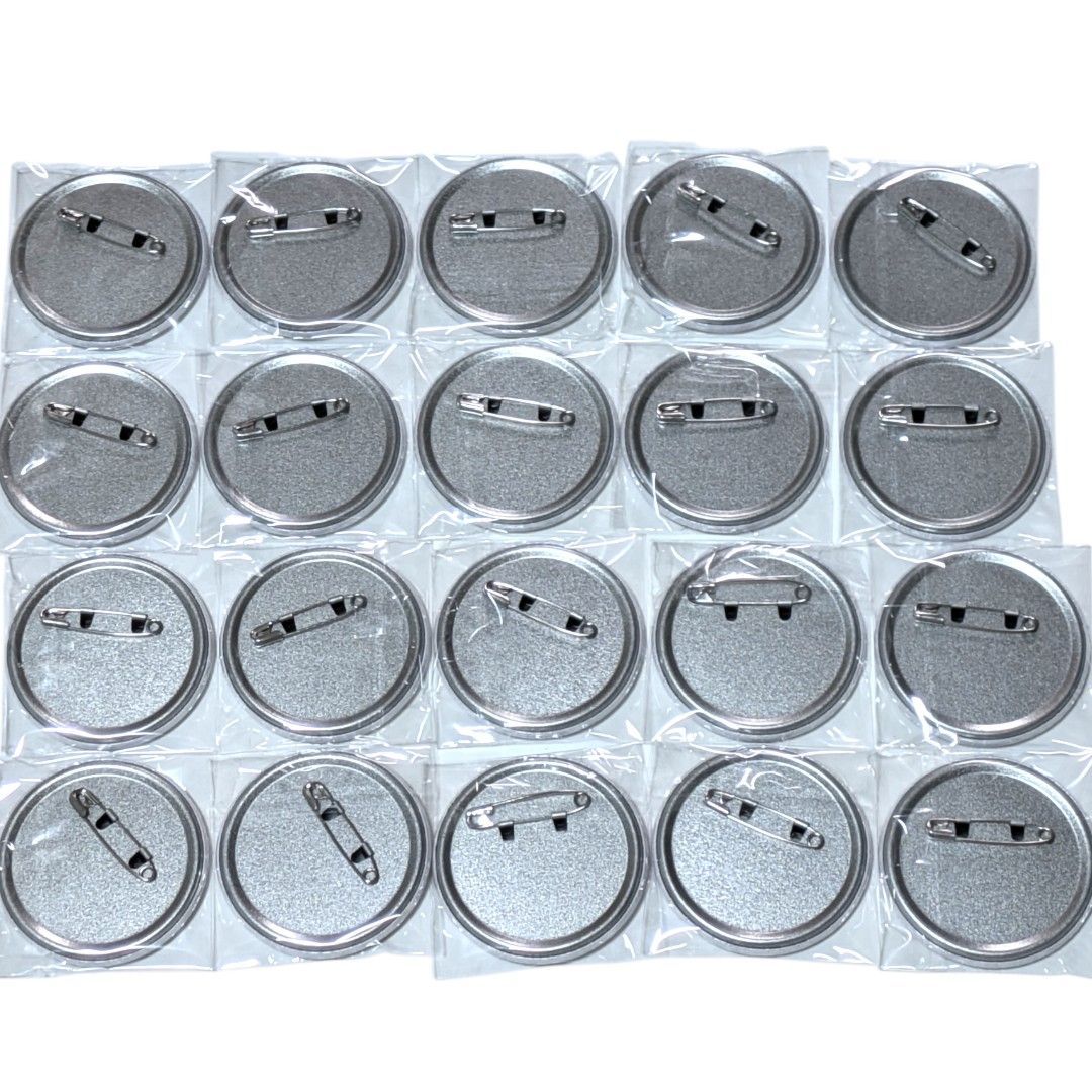 ハイキュー　孤爪研磨　横断幕　缶バッジ　20点セット ハイキュー 孤爪研磨 缶バッジコレクション 横断幕 - メルカリ