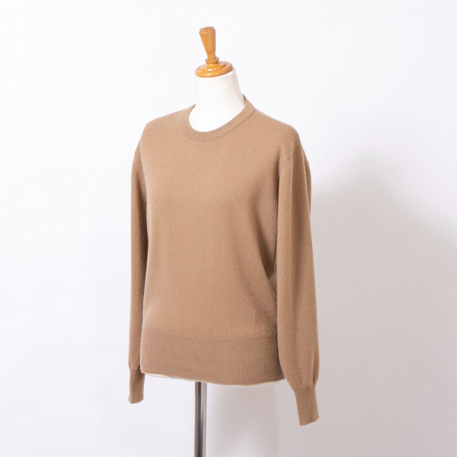 Christian Dior ベージュ リボン付きニット M Christian Dior ベージュ リボン付きニット M