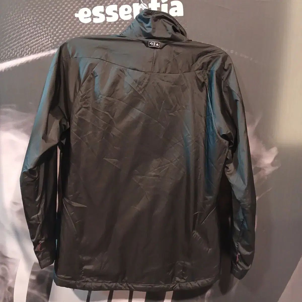 adidas アディダス ウインドブレーカー ブラック ジャケット ウィンドブレーカー レディース スリーストライプス (アディダス) 中古・古着通販adidas ウインド - M メンズ ウインドジャケット ブラック|すべて
