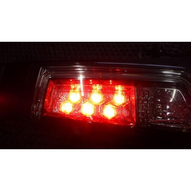 左テールランプ