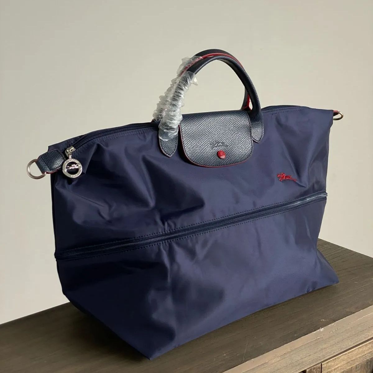 新品！ LONGCHAMP 大容量 伸展可能、縮小可能 2way ボストンバッグショルダーバッグ トートバッグ #ネイビー