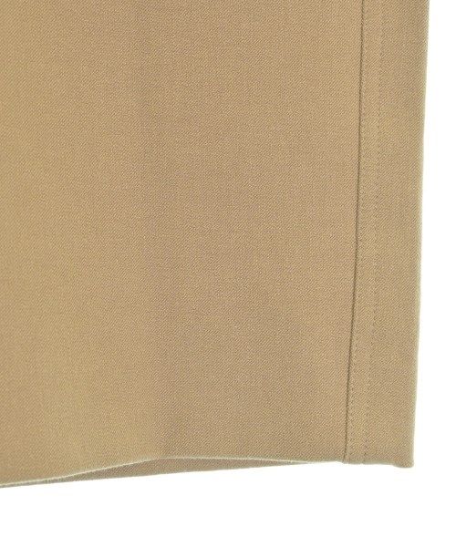 ひざ丈スカート