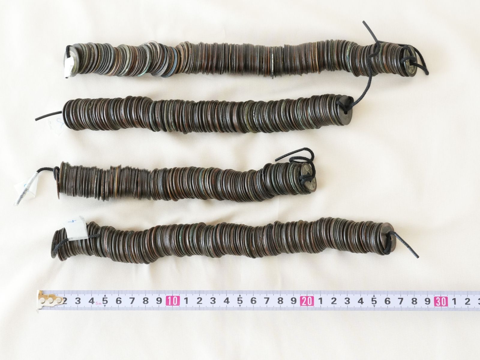 KO]寛永通寶 寛永通宝 日本古銭 1.8kg 4束 貨幣 銅貨 硬貨 穴