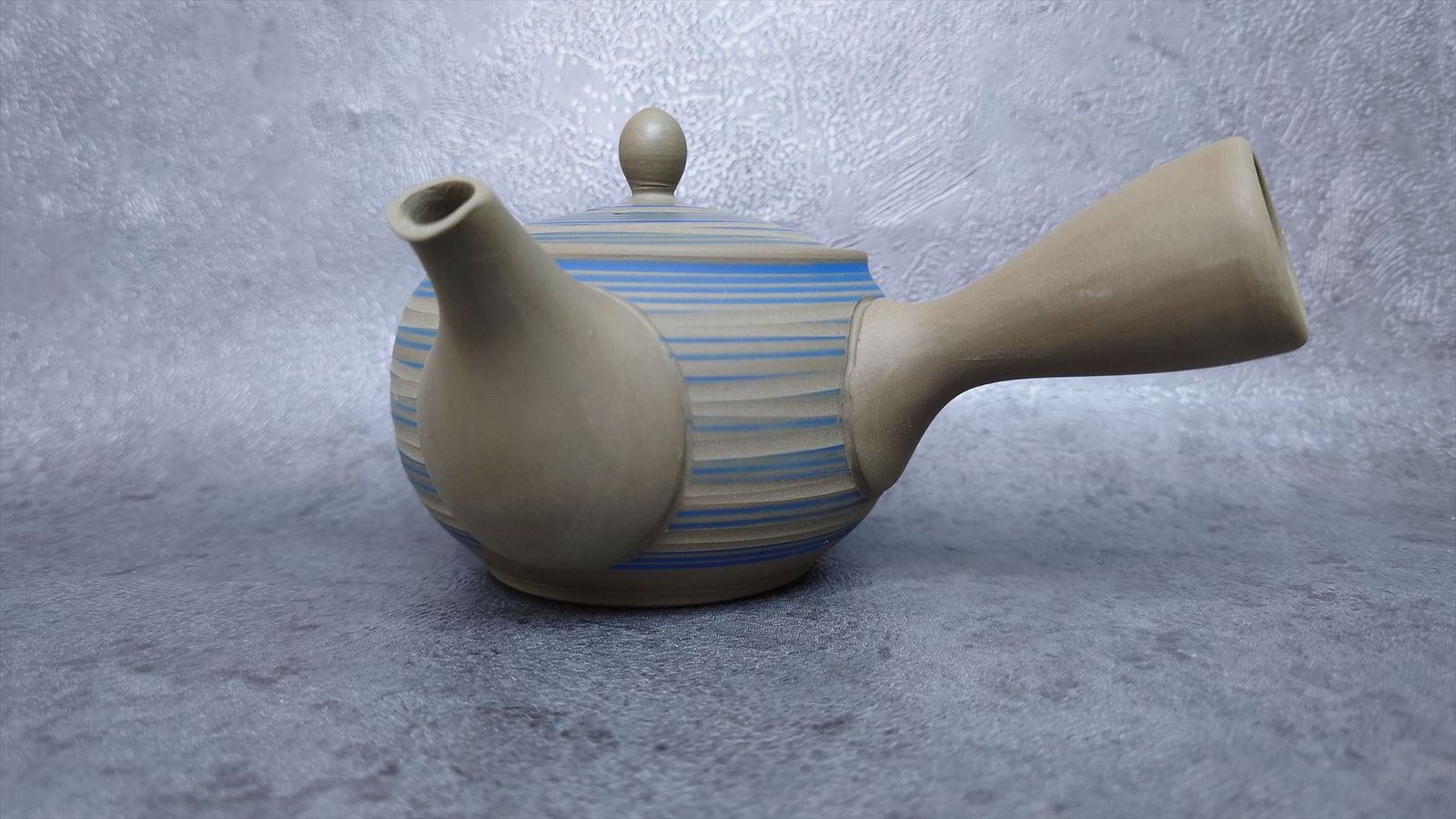 急須 常滑焼 陶器 緑泥ツバ青ライン急須 240cc 帯網 常滑 - メルカリ