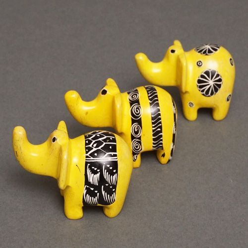 アフリカ ケニア ソープストーン ゾウ 象 イエロー系 ※柄