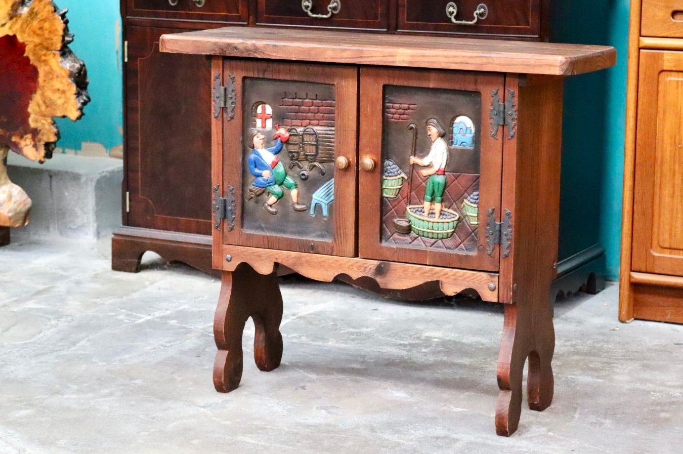 GMIK454○スペイン家具 キャビネット ラック サイドボード 収納棚 飾り台 花台 木製 無垢材 木彫り ハンドペイント クラシック レトロ