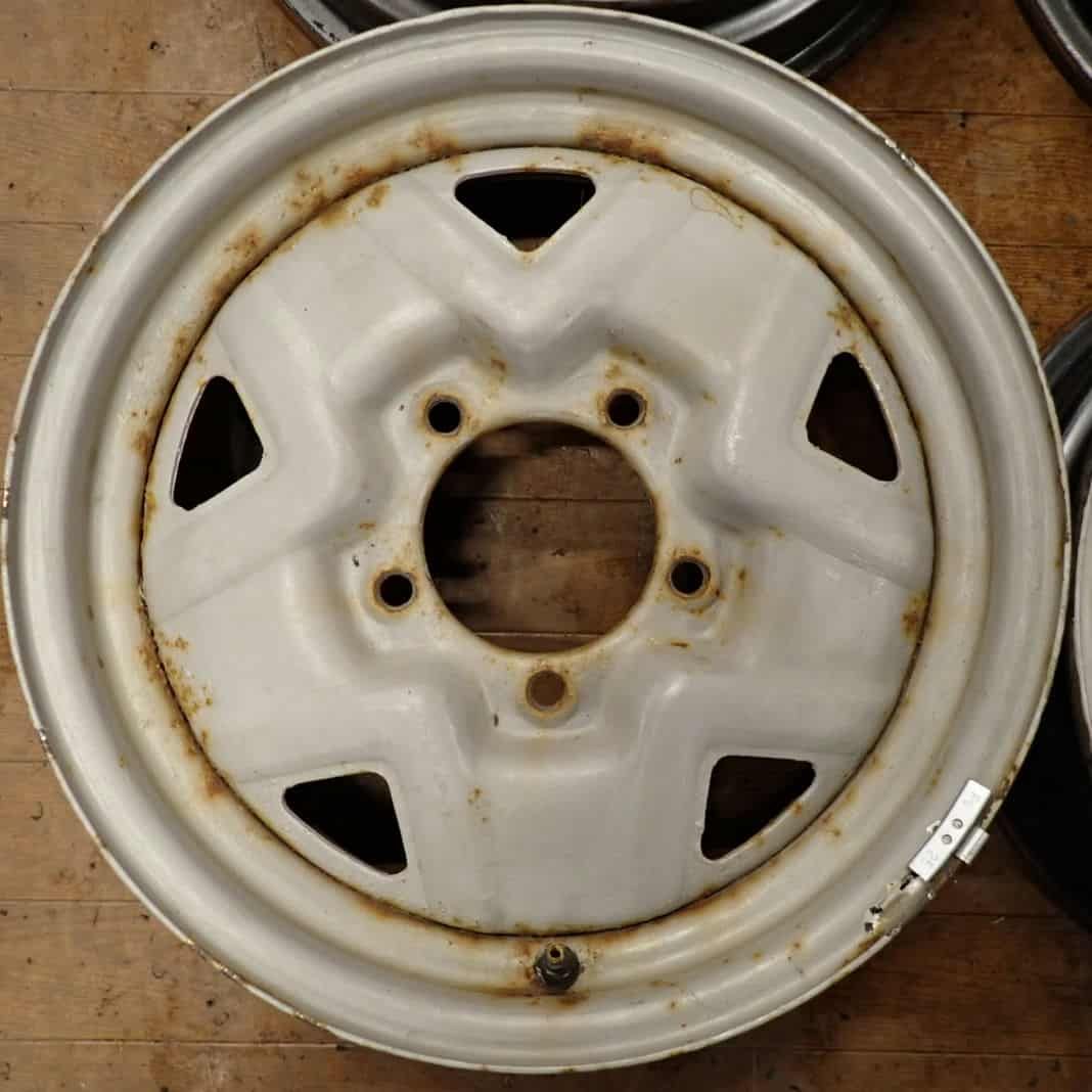 Y176[送料無料]スズキ ジムニー純正　16x5.5J 4本SET 会社宛 送料無料 16×5J スズキ ジムニー 純正 スチール