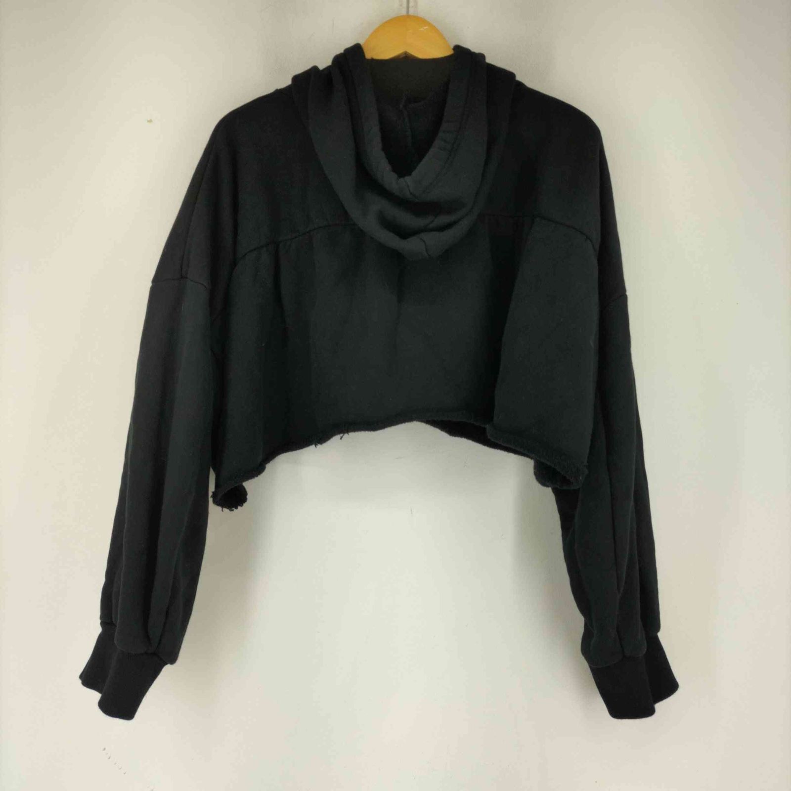 CLANE バックギャザーショートパーカー クラネ CLANE バックギャザーショートパーカー レディース JPN：2