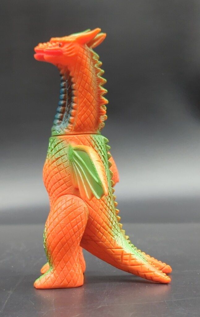 ブルマァク キングギドラ 人気，新作】 キングギドラ ジャイアント