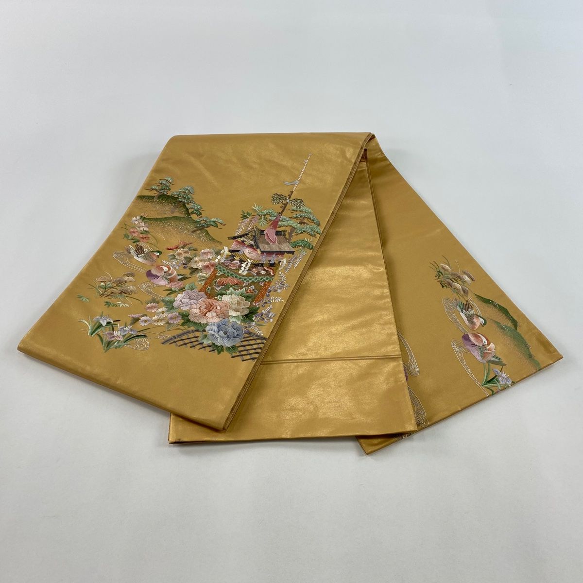 袋帯 美品 秀品 山鉾 花鳥 蘇州刺繍 金糸 金色 お太鼓柄 正絹