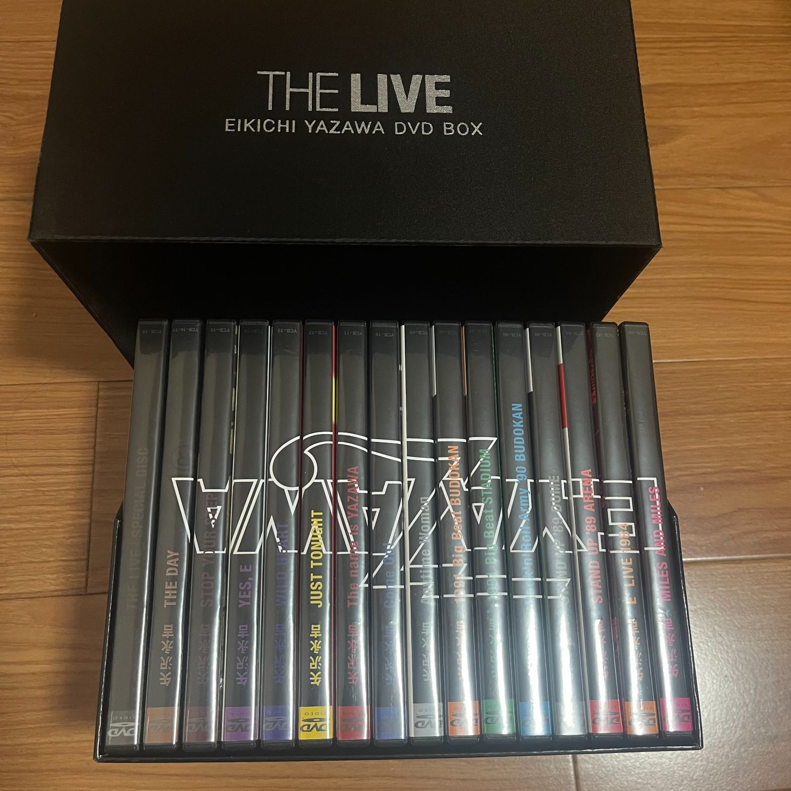 廃盤品 矢沢永吉 THE LIVE DVD BOX 貴重 廃盤 矢沢永吉さん THE