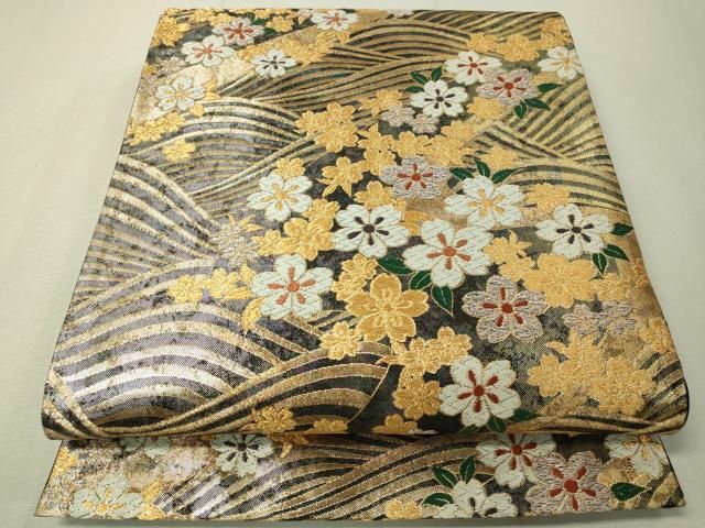 平和屋着物▽六通柄袋帯 唐織 立波舞桜 黒地 金銀糸 正絹 逸品