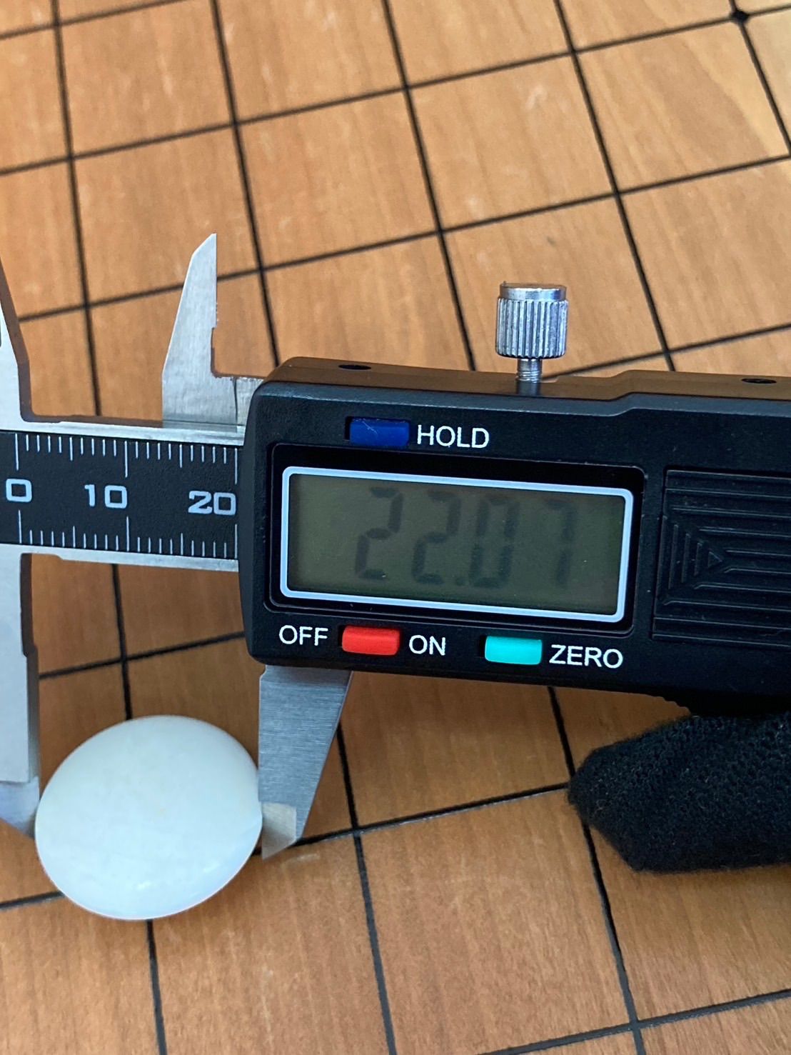 木製カバー付き