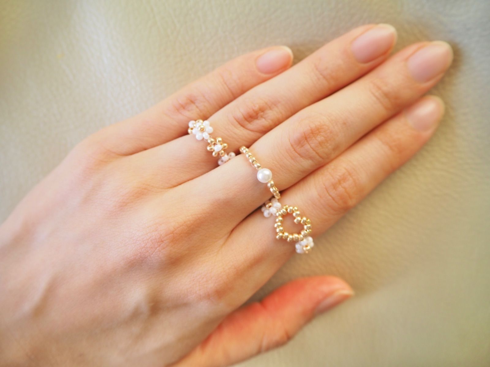 【rs-3】 ビーズリング ✿ 韓国 カラフル 蝶々 ハート rs-3】 ビーズリング ✿ 韓国 カラフル 蝶々 ハート パール ビーズ